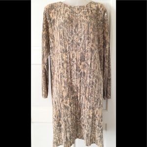 Long Sleeved Floral Shift Dress